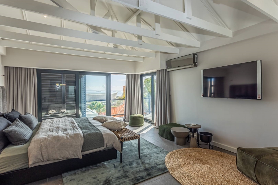 2 Bedroom Property for Sale in Green Point Western Cape